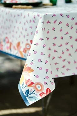 Duni Koken & Tafelen|Woondecoratie>Tafelkleed cel 138 x 220 cm Vibrant Bloom