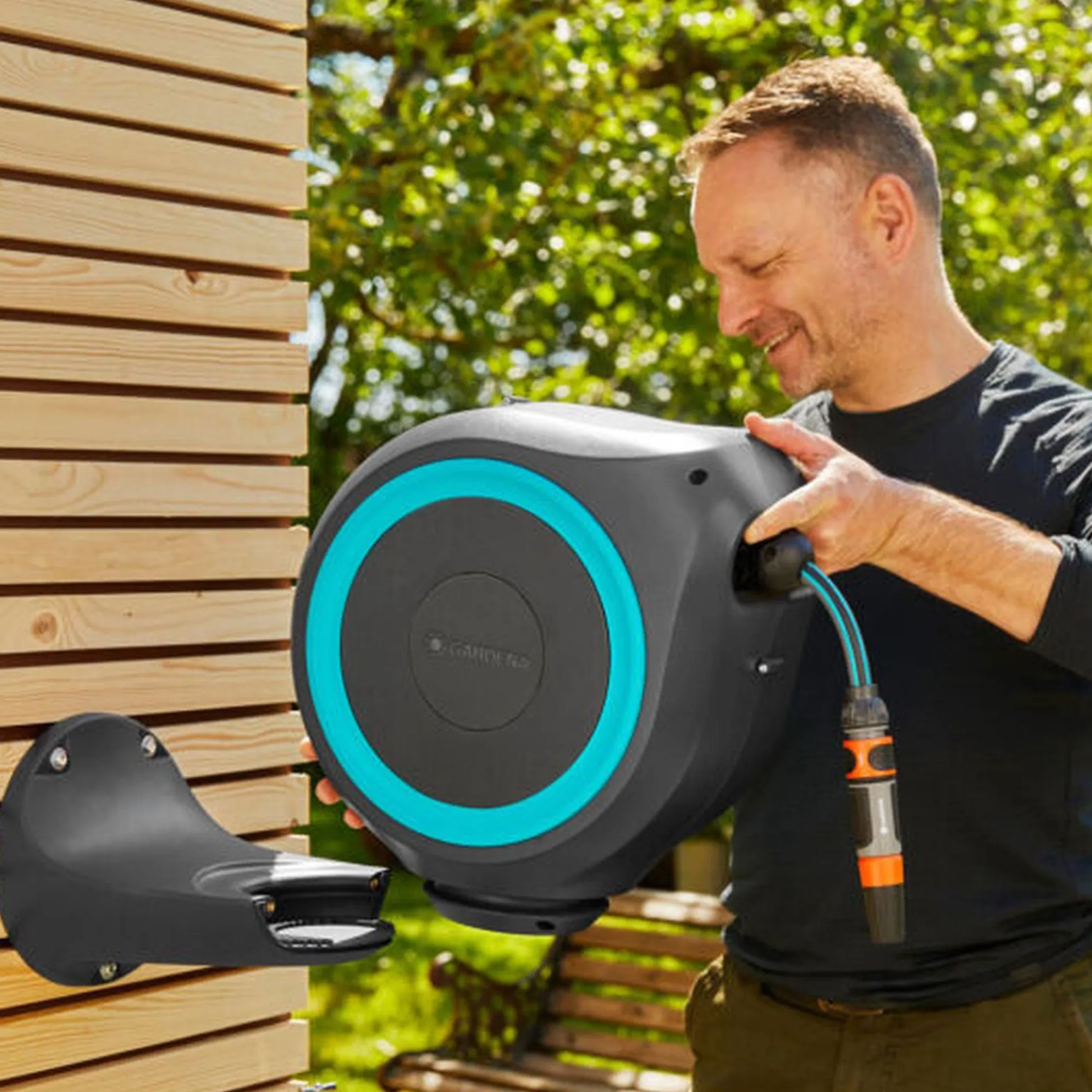 Gardena Pompen En Sproeien>Wand slangenbox 15 RollUp S